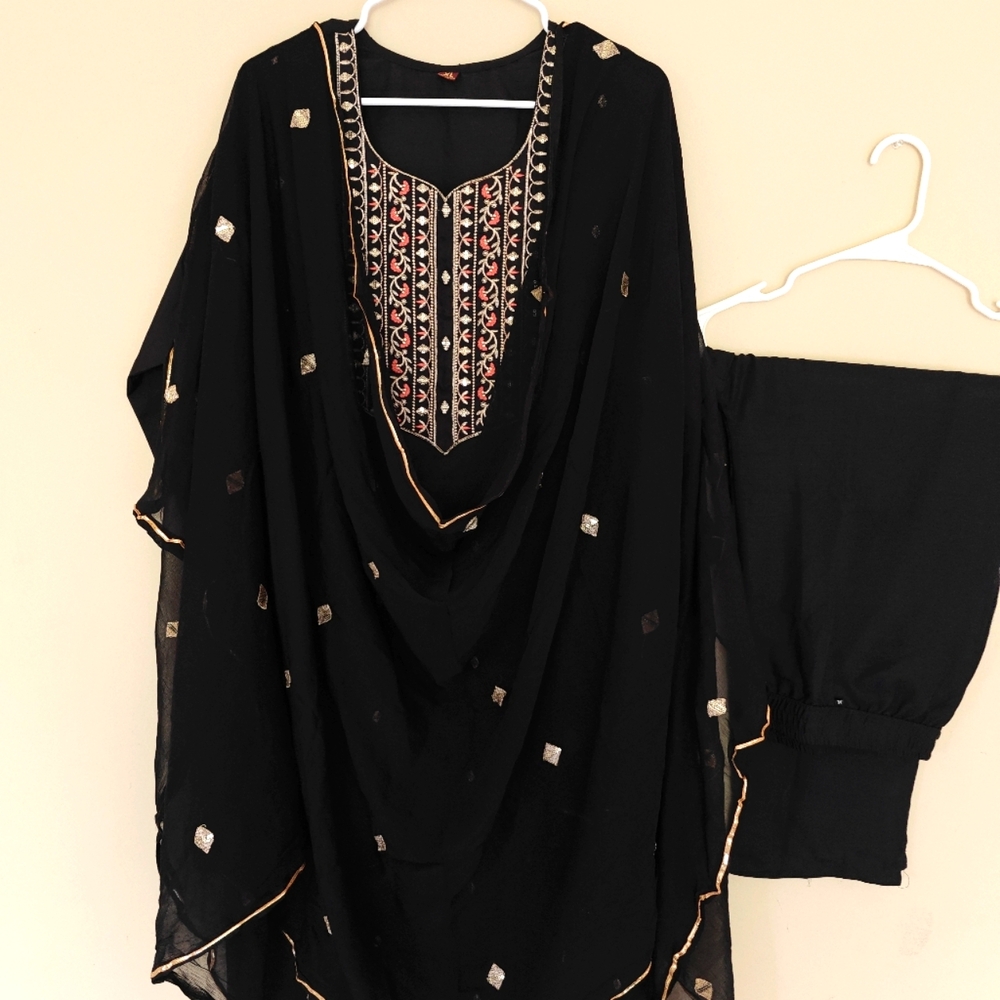 Women's formal dress